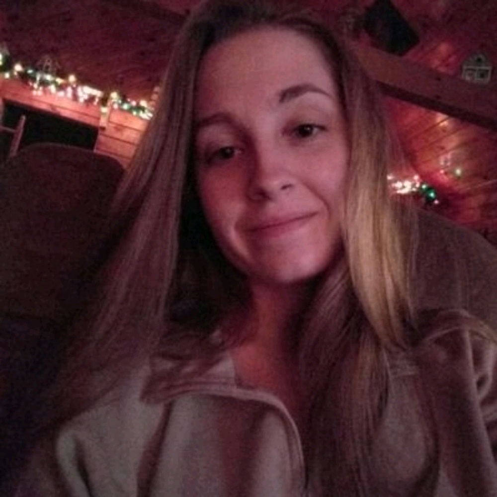 Meet your Posher, Erika